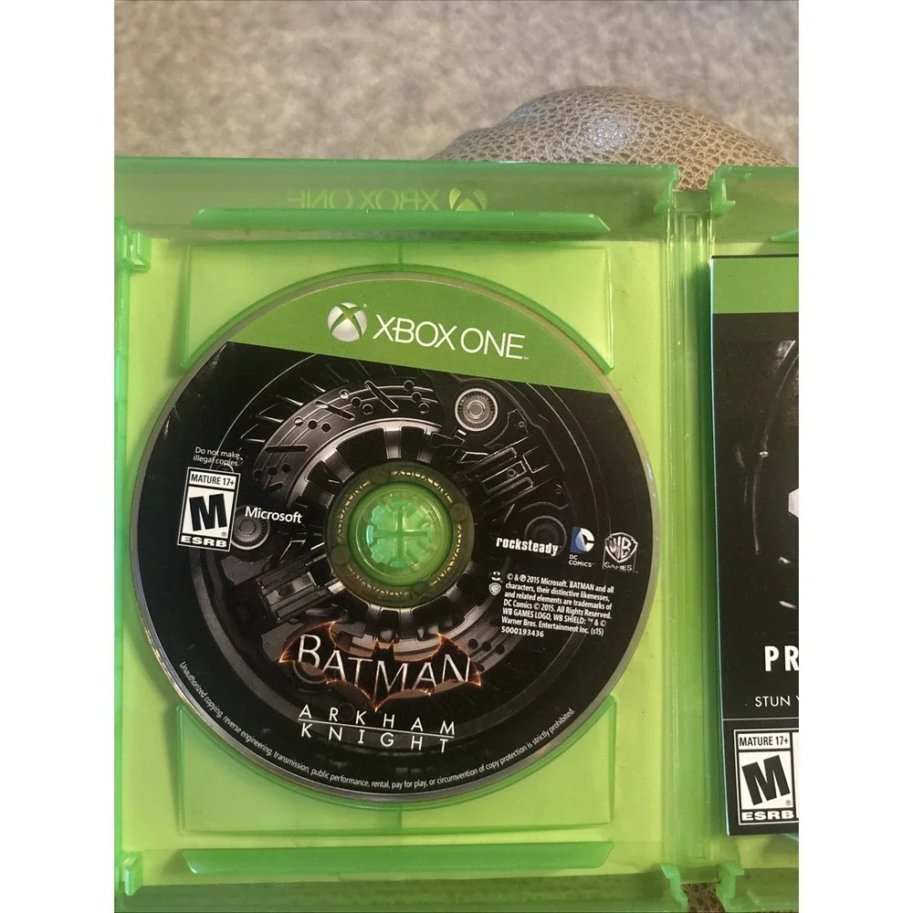 BATMAN ARKHAM KNIGHT